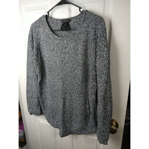 Design In History Woman XL Sweater Black Heathered Pullover Long Sleeves Casual - Picture 2 of 9